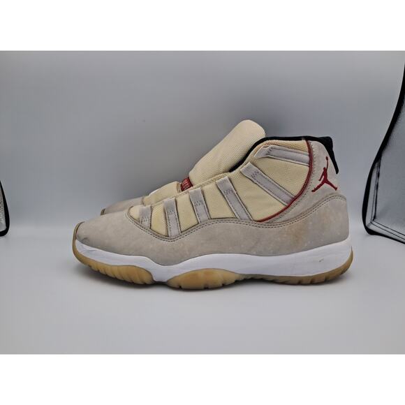 Size 10M | 11.5W - Jordan 11 Retro Platinum Tint - 378037-016 - Picture 5 of 10